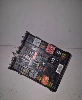 Audi A3 S3 8P Fuse box set 1394992