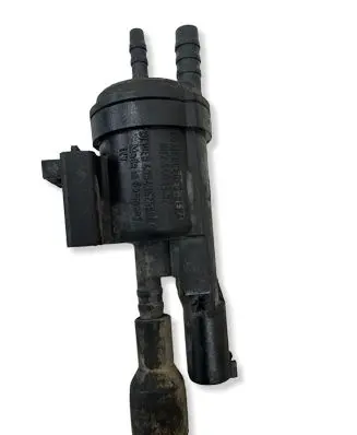 Mercedes-Benz E W212 Valve vacuum 0025401497 48B43625B00