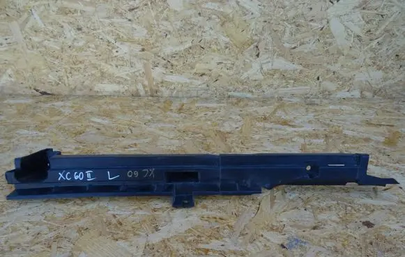 Volvo XC60 Other trunk/boot trim element 32205624