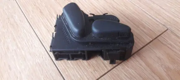 Mercedes-Benz E W211 Seat control switch 2108213701 03463810