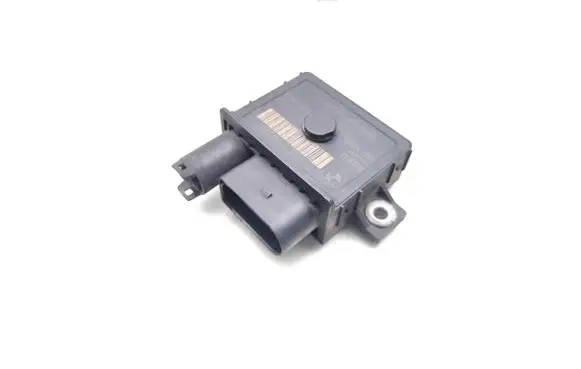 Glow plug pre-heat relay