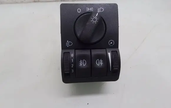 Opel Zafira A Light switch