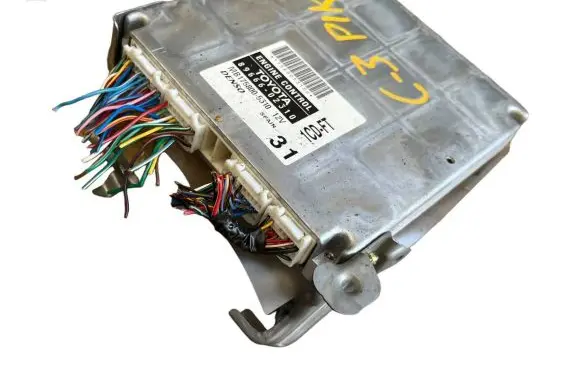 Toyota Corolla E120 E130 Engine control unit/module 8966602310 1758005310 MB1758005310