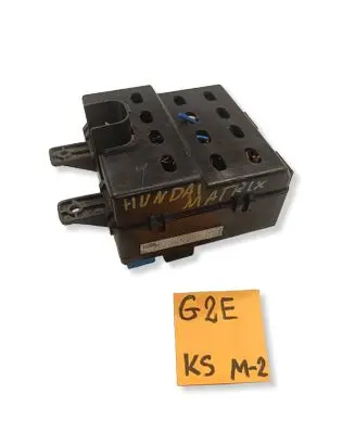 Hyundai Matrix Door control unit/module 9110017LS0
