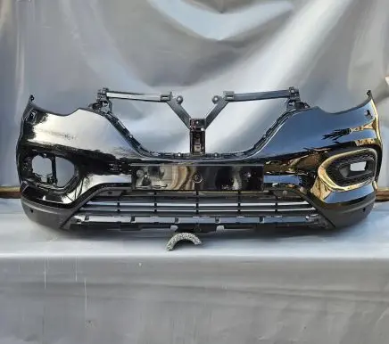 Renault Kadjar Front bumper 620221936r