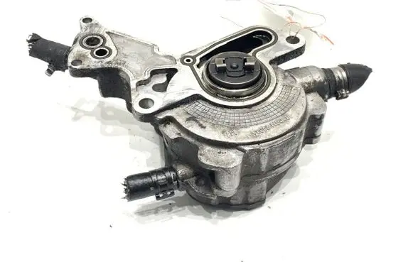 Volkswagen Polo IV 9N3 Vacuum pump 038145209A