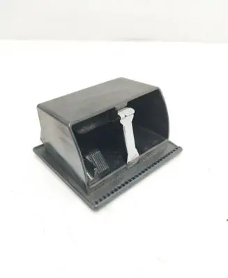 Mercedes-Benz C W203 Car ashtray 2038100330 E037614101