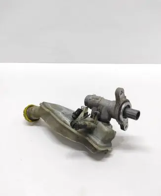 Peugeot 207 Master brake cylinder 32067093K