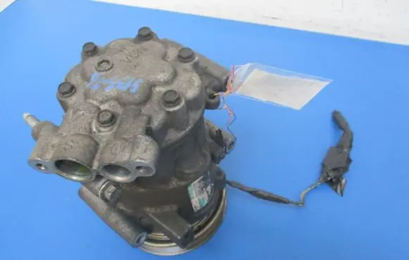 Renault Modus Air conditioning (A/C) compressor (pump)