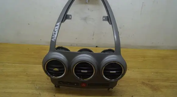 Opel Antara Dash center air vent grill 39009825