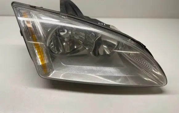 Ford Focus Headlight/headlamp