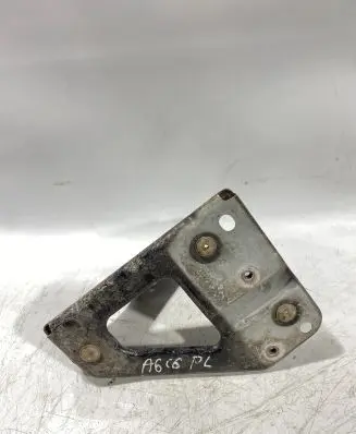 Audi A6 S6 C6 4F Front splash guards bracket 4f0821136a
