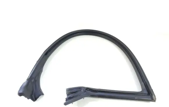 Ford Mustang VI Rubber seal front door window/glass FR3Z-6321597-B