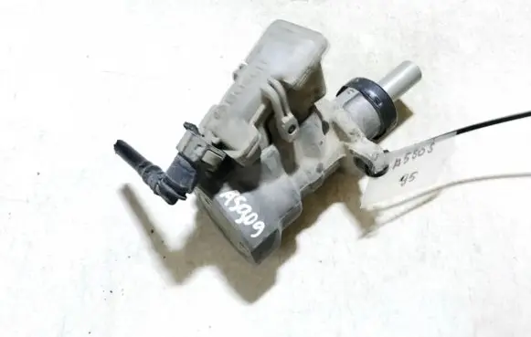 Ford Focus Master brake cylinder