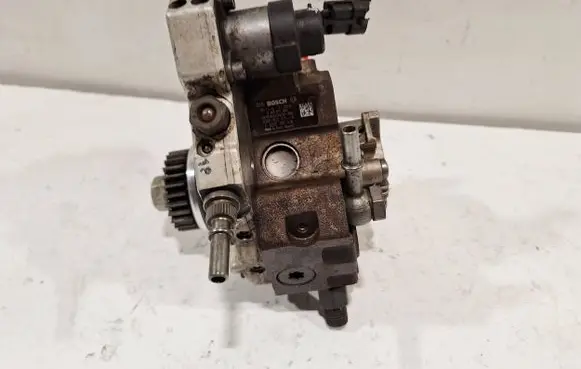 Renault Laguna III Fuel injection high pressure pump 0445010099