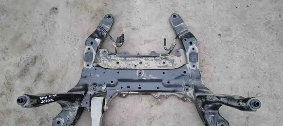 BMW 1 F40 Front subframe 687272905 17276810