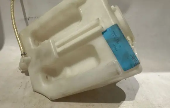 Mercedes-Benz E W210 Windshield washer fluid reservoir/tank 2108691220