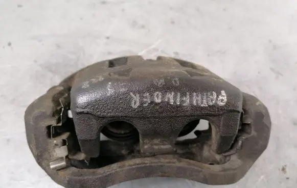 Nissan Pathfinder R51 Front brake caliper 41011EB32A