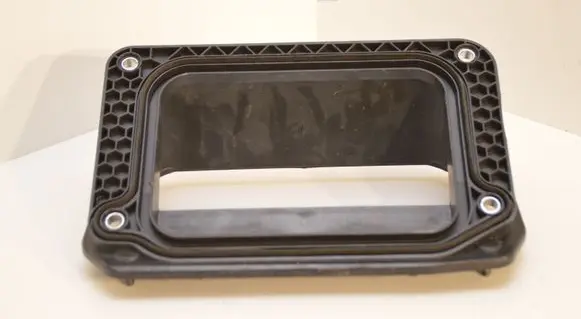 Audi Q7 4M Air intake duct part 4M1815237