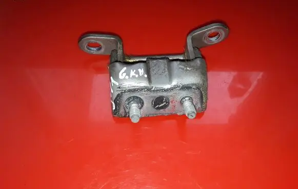Nissan Qashqai Rear door upper hinge NOCODE