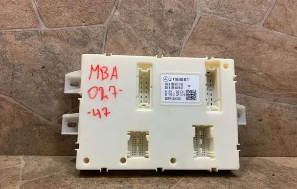 Mercedes-Benz GLE (W166 - C292) SAM control unit A1669011402