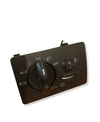Ford Focus Light switch 7M5T13A024CA