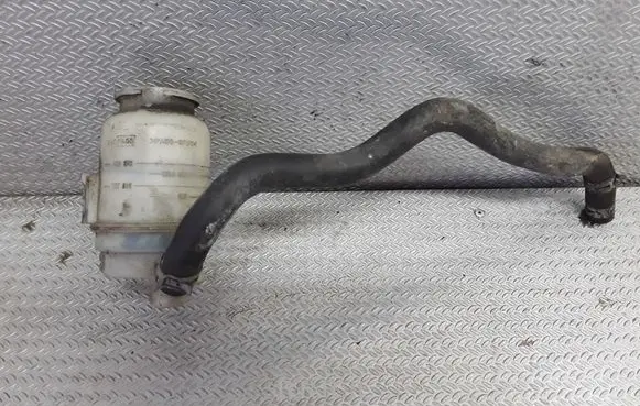 Subaru Forester SG Power steering fluid tank/reservoir