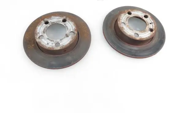 Volkswagen Golf IV Rear brake disc
