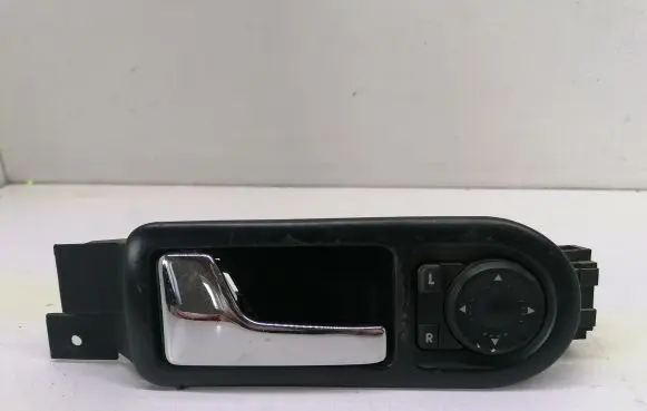 Volkswagen PASSAT B5 Front door interior handle 3B1837113C