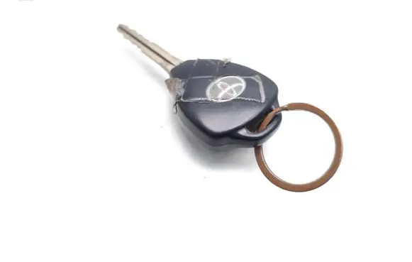 Toyota RAV 4 (XA30) Ignition key/card 