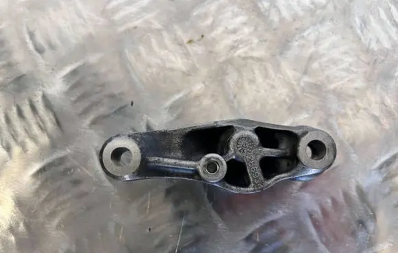 Maserati Levante Engine mounting bracket 286934