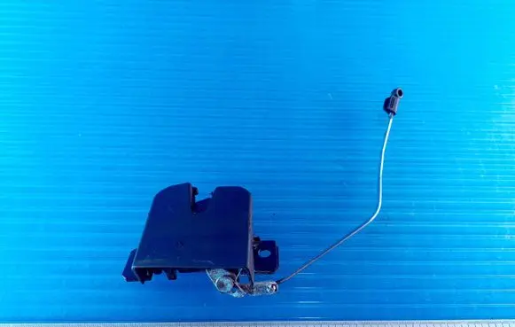 Volkswagen Transporter - Caravelle T5 Loading door lock 7H0827505J