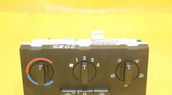 Opel Zafira A Climate control unit 90559839