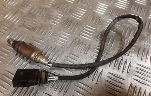 Volkswagen Golf IV Lambda probe sensor 06A906265AC 0258005193