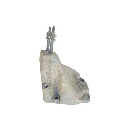 Chrysler 300C Engine mounting bracket 04726029AB