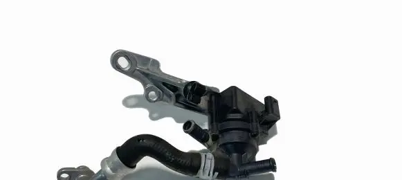 Peugeot 3008 II Electric auxiliary coolant/water pump 9814099080 25385