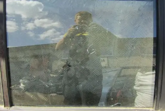 Hyundai Santa Fe Rear door window glass
