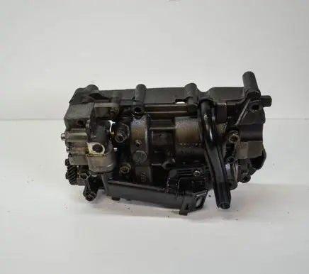 Volkswagen PASSAT CC Oil pump 03L103537 03L103535