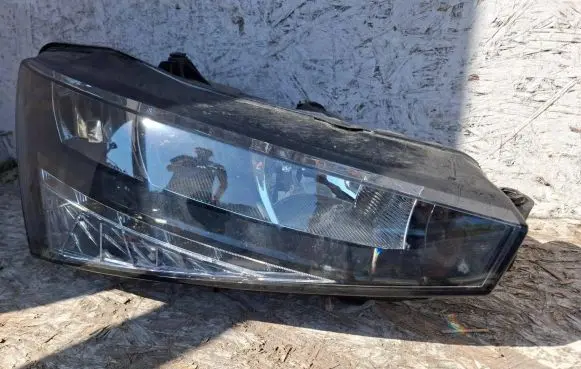 Skoda Scala Headlight/headlamp 657941016