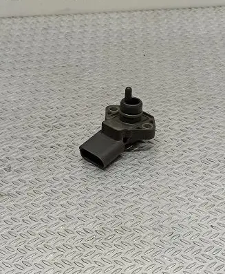 Volkswagen PASSAT B5 Air pressure sensor 038906051 0281002177