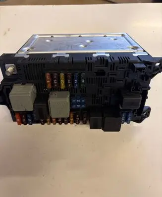 Mercedes-Benz E W211 SAM control unit 2115453901