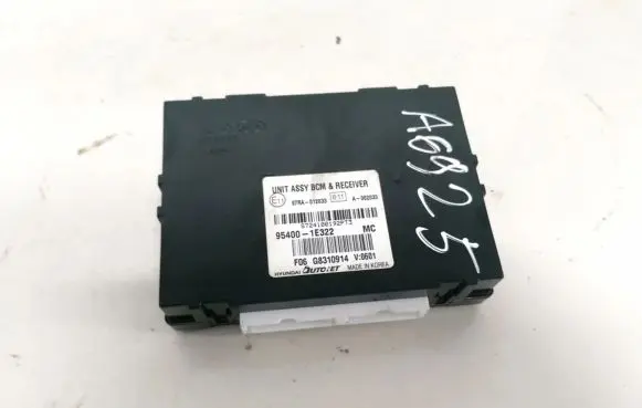 Hyundai Accent Other control units/modules 954001e322 95400-1e322