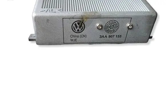 Volkswagen PASSAT B7 Voltage converter inverter 3AA907155