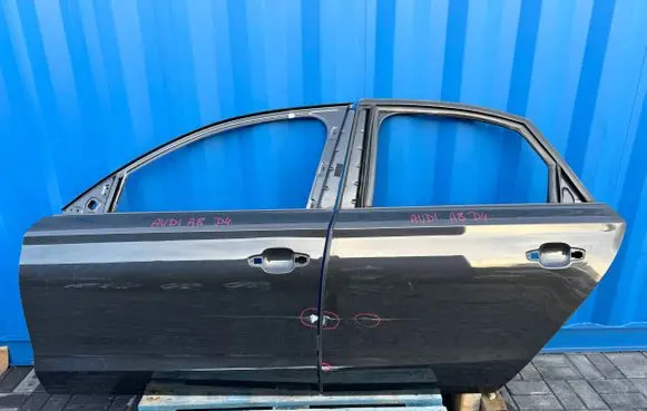 Audi A8 S8 D4 4H Front door 4H0