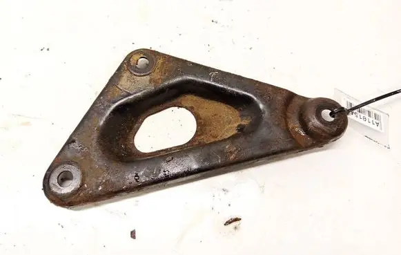 Opel Astra H Engine mounting bracket 
