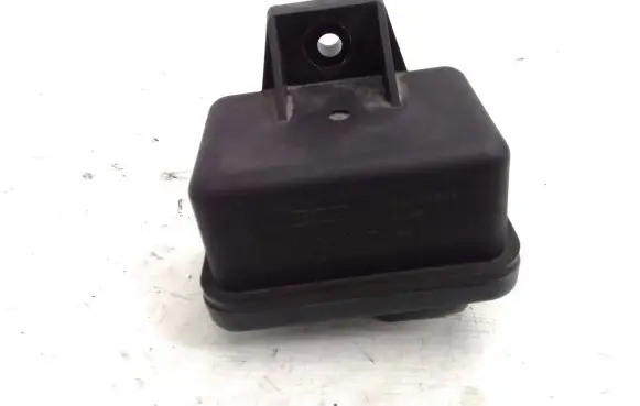 Glow plug pre-heat relay