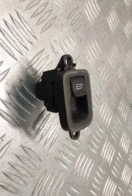 Volvo V50 Electric window control switch 30658449