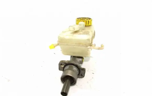 Skoda Fabia Mk1 (6Y) Master brake cylinder
