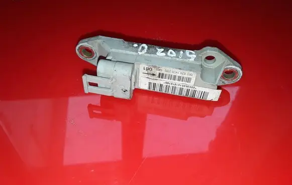 Mercedes-Benz A W168 Airbag deployment crash/impact sensor 0028201426