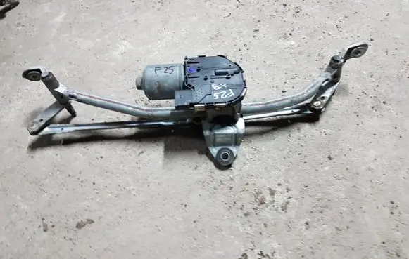 BMW X3 F25 Front wiper linkage and motor 1137328561